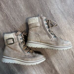 Cliffs by WHITE MOUNTAIN Beige Lace Up Boots